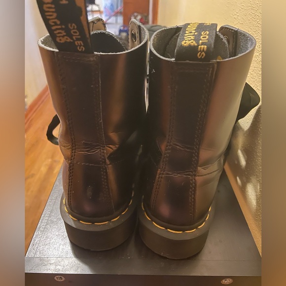 Metallic purple docs - Picture 5 of 13